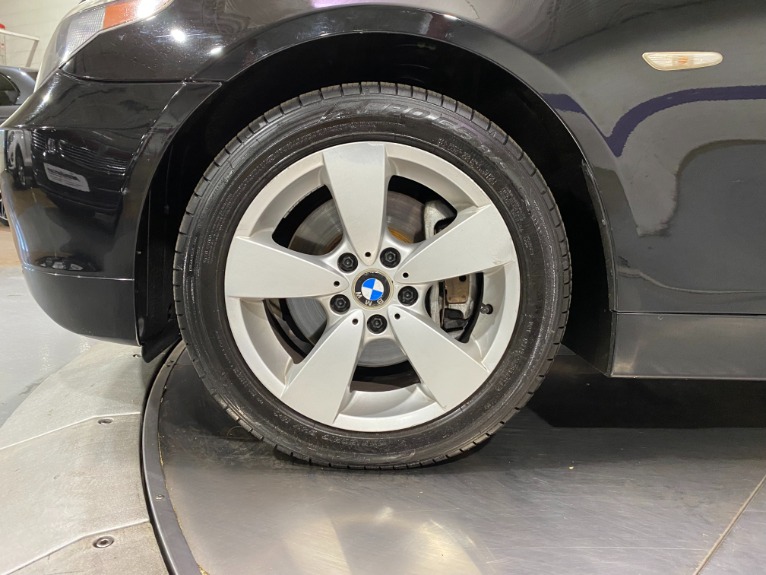 Used-2007-BMW-5-Series-525xi-AWD