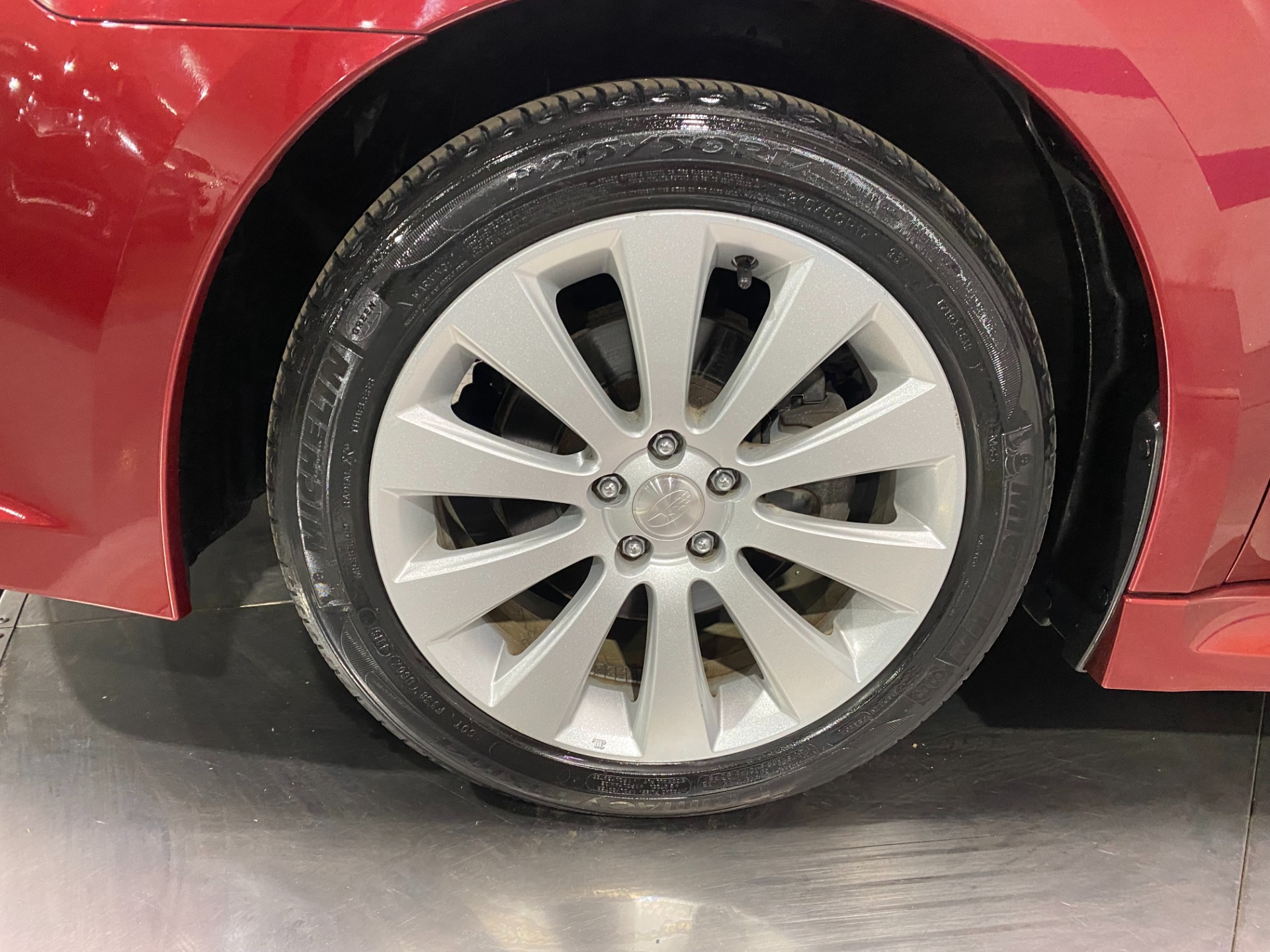 Used-2011-Subaru-Legacy-25i-Limited-AWD