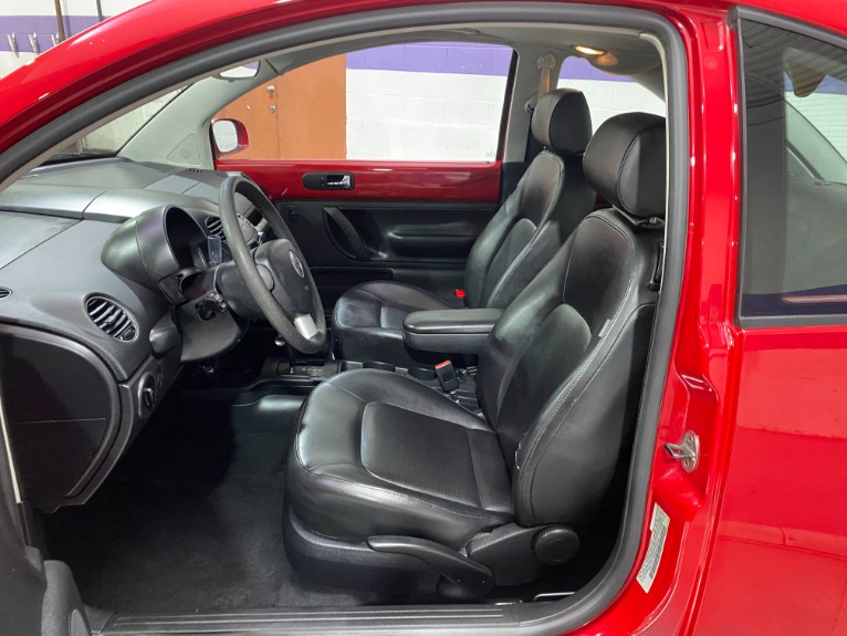 Used-2007-Volkswagen-New-Beetle-25-FWD