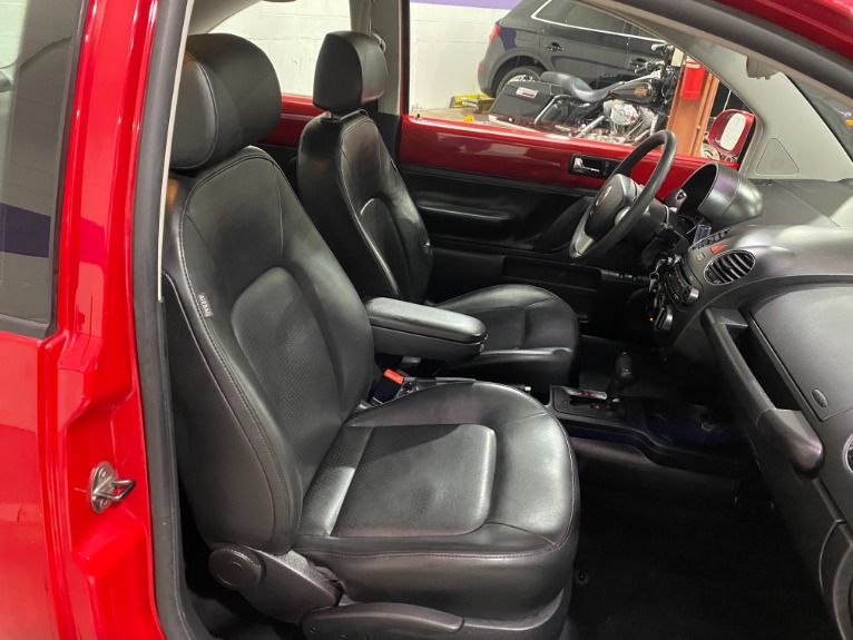 Used-2007-Volkswagen-New-Beetle-25-FWD