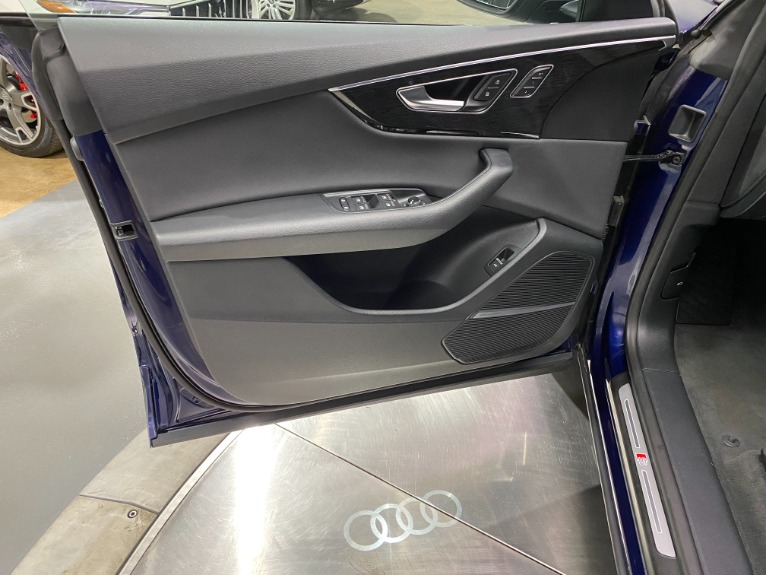 Used-2019-Audi-Q8-30T-quattro-Prestige