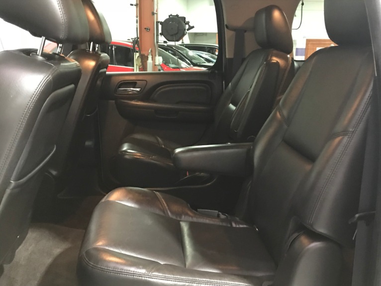 Used-2011-GMC-Yukon-XL-Denali