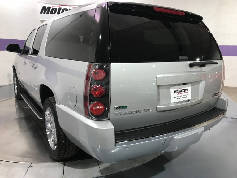 Used-2011-GMC-Yukon-XL-Denali