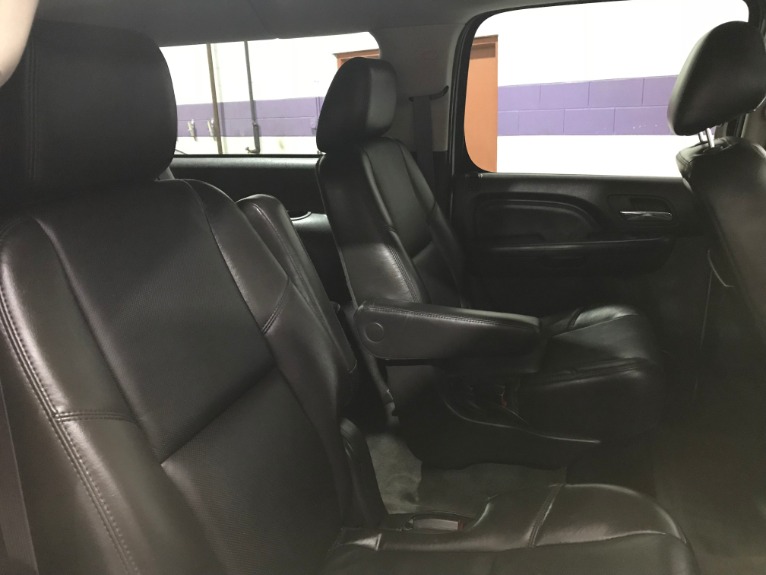 Used-2011-GMC-Yukon-XL-Denali