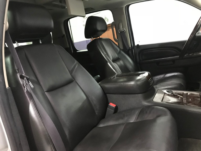 Used-2011-GMC-Yukon-XL-Denali