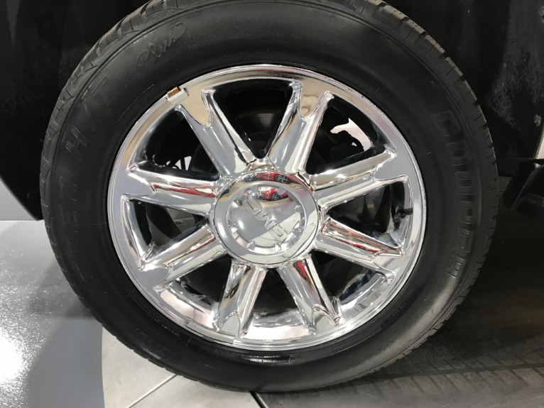 Used-2011-GMC-Yukon-XL-Denali