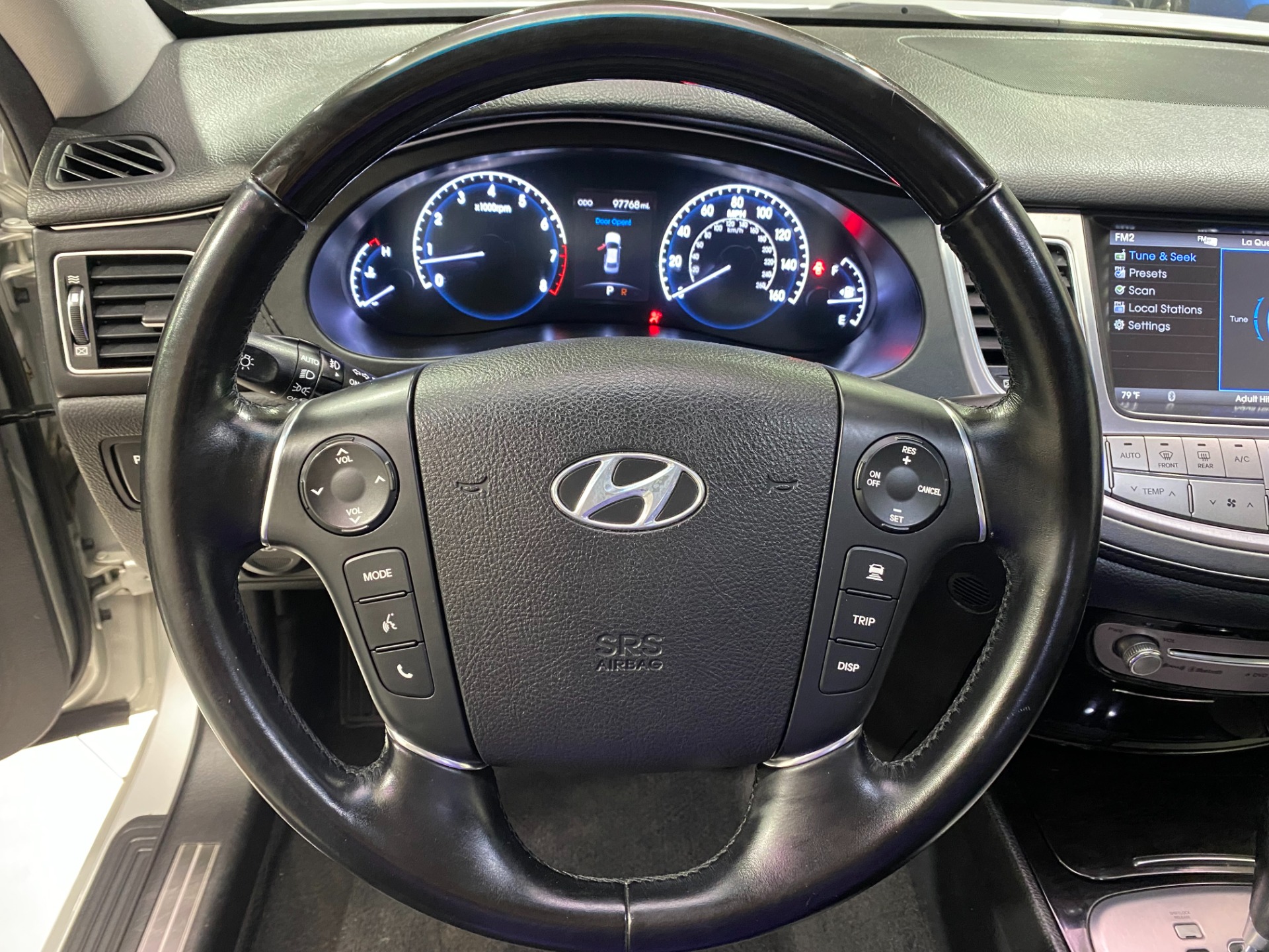 Used-2012-Hyundai-Genesis-46L-V8-RWD