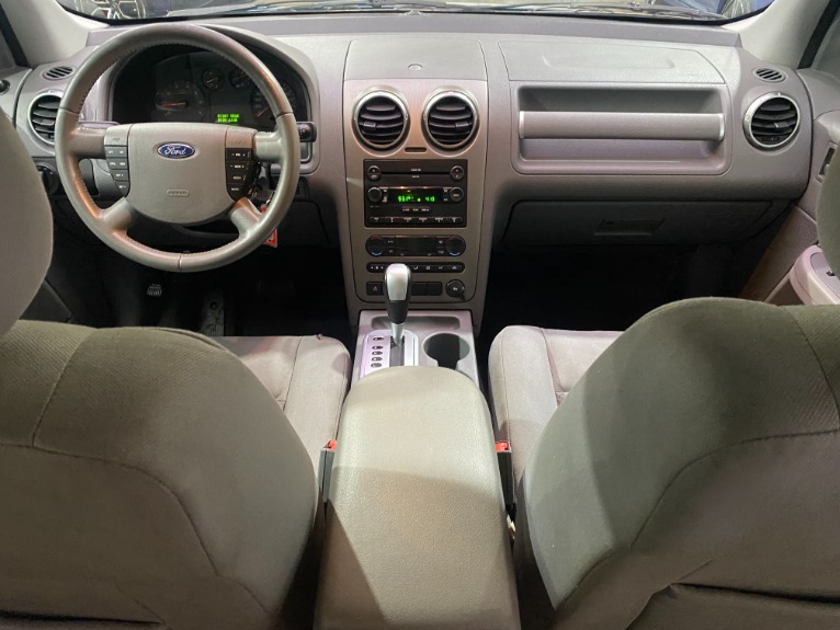 Used-2005-Ford-Freestyle-SEL-FWD