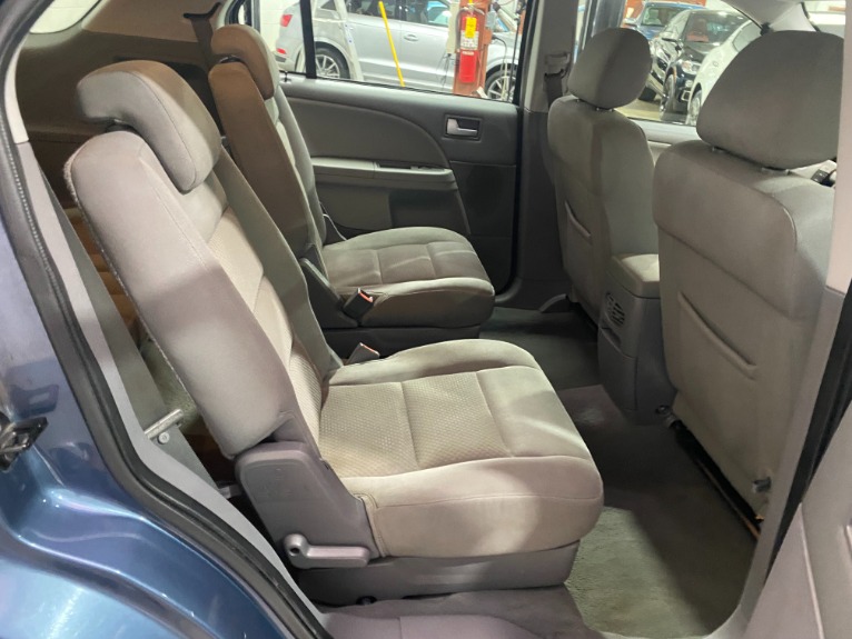 Used-2005-Ford-Freestyle-SEL-FWD
