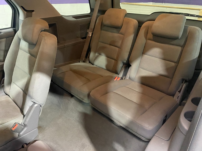 Used-2005-Ford-Freestyle-SEL-FWD