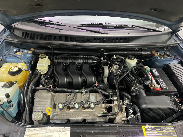Used-2005-Ford-Freestyle-SEL-FWD