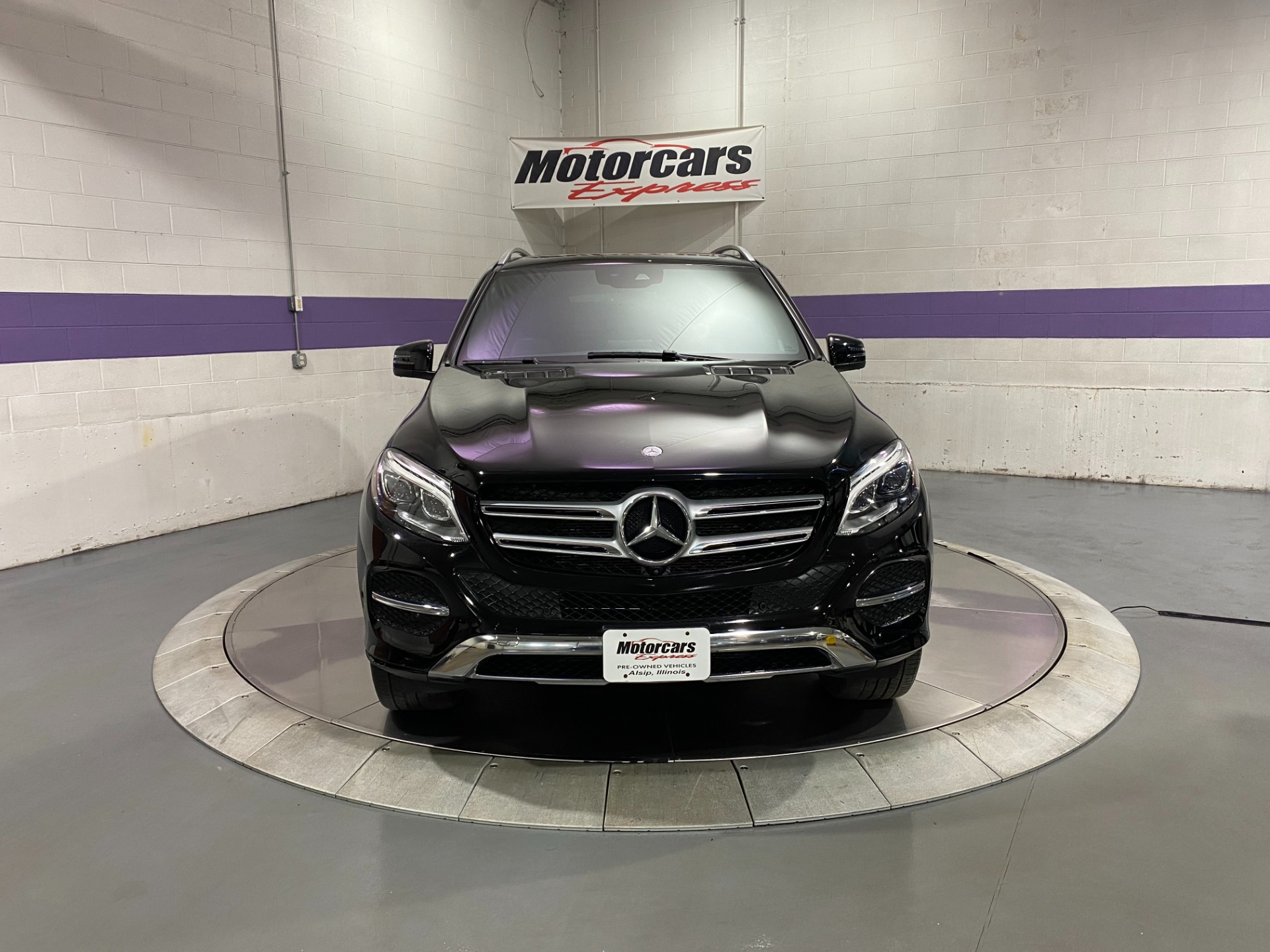 Used-2017-Mercedes-Benz-GLE-GLE-350-4MATIC