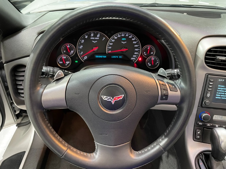 Used-2007-Chevrolet-Corvette-Convertible-3LT