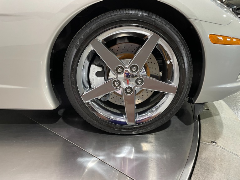 Used-2007-Chevrolet-Corvette-Convertible-3LT
