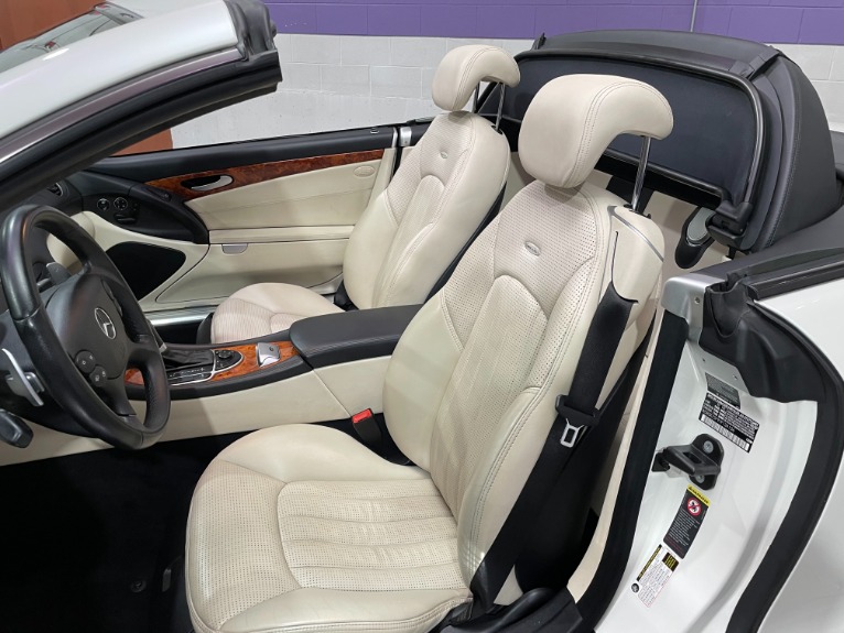 Used-2007-Mercedes-Benz-SL-Class-SL-55-AMG-Convertible-RWD
