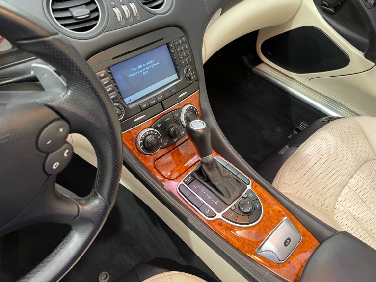 Used-2007-Mercedes-Benz-SL-Class-SL-55-AMG-Convertible-RWD
