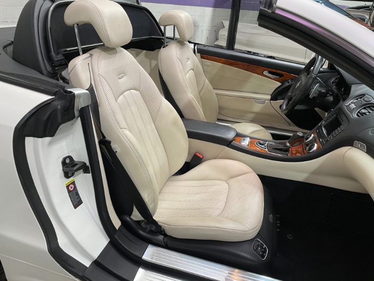 Used-2007-Mercedes-Benz-SL-Class-SL-55-AMG-Convertible-RWD