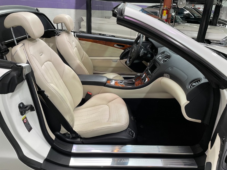 Used-2007-Mercedes-Benz-SL-Class-SL-55-AMG-Convertible-RWD