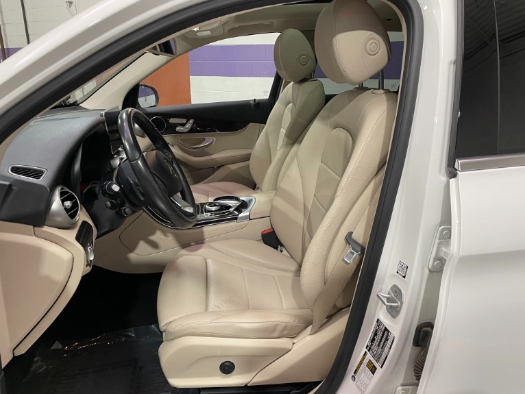 Used-2016-Mercedes-Benz-GLC-GLC-300-4MATIC