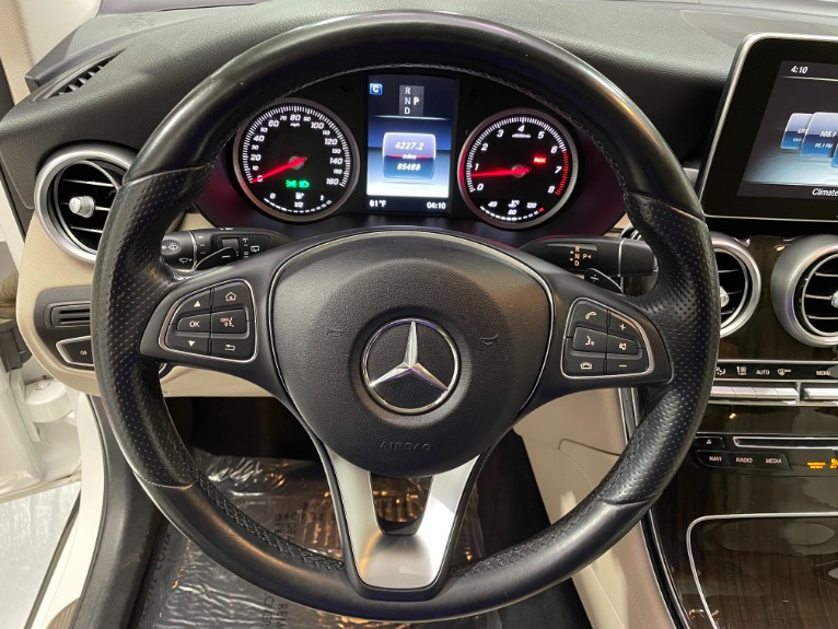 Used-2016-Mercedes-Benz-GLC-GLC-300-4MATIC