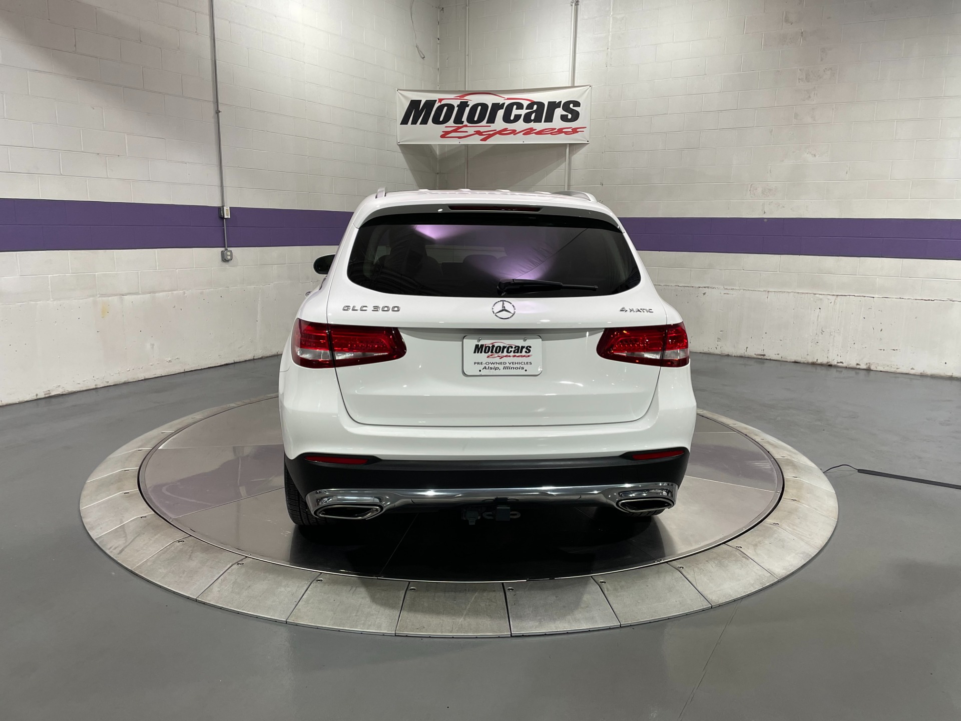 Used-2016-Mercedes-Benz-GLC-GLC-300-4MATIC