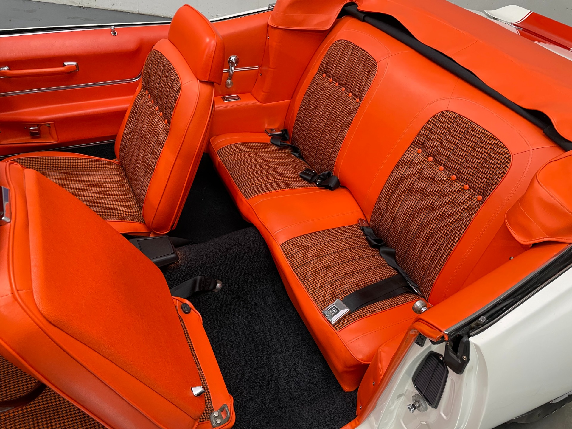 Used-1969-Chevrolet-Camaro-Z11-Pace-Car-Convertible
