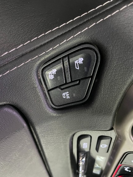 Used-2016-GMC-Yukon-XL-Denali-4X4