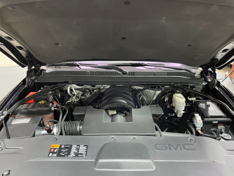 Used-2016-GMC-Yukon-XL-Denali-4X4