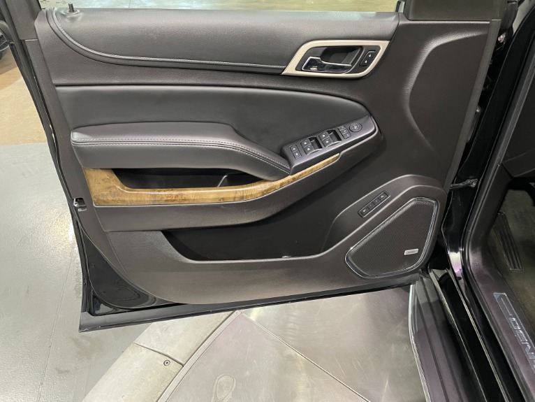 Used-2016-GMC-Yukon-XL-Denali-4X4