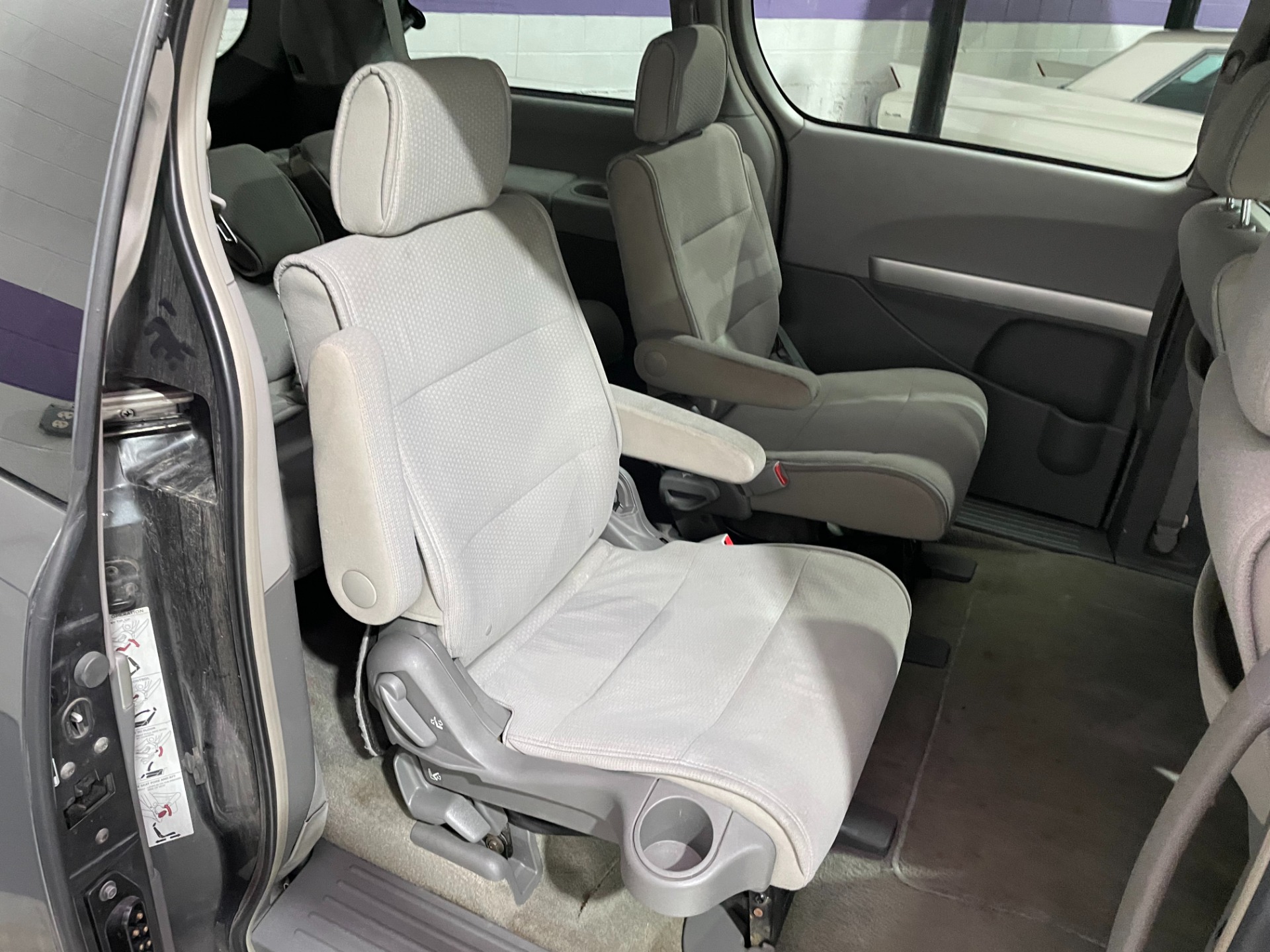Used-2009-Nissan-Quest-35-S-FWD
