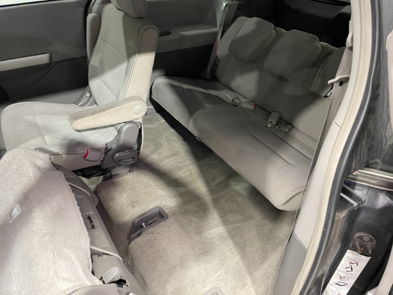 Used-2009-Nissan-Quest-35-S-FWD