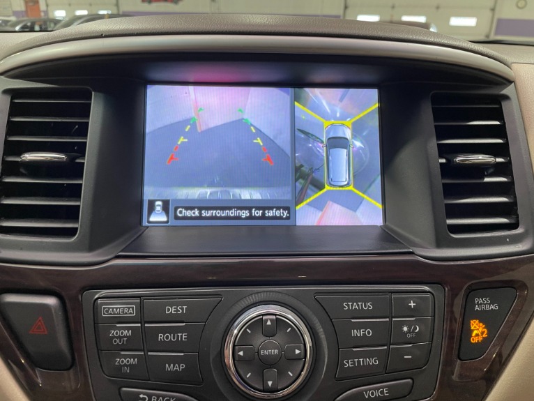 Used-2015-Nissan-Pathfinder-Platinum-4X4