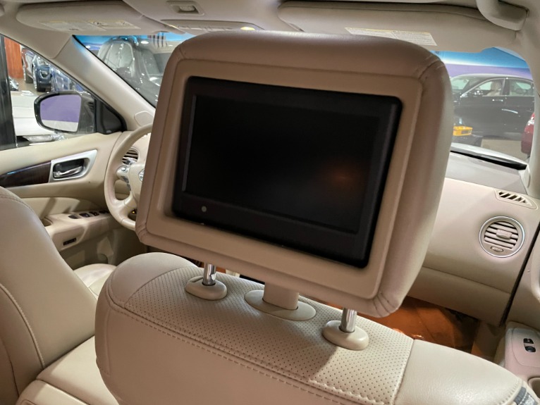 Used-2015-Nissan-Pathfinder-Platinum-4X4