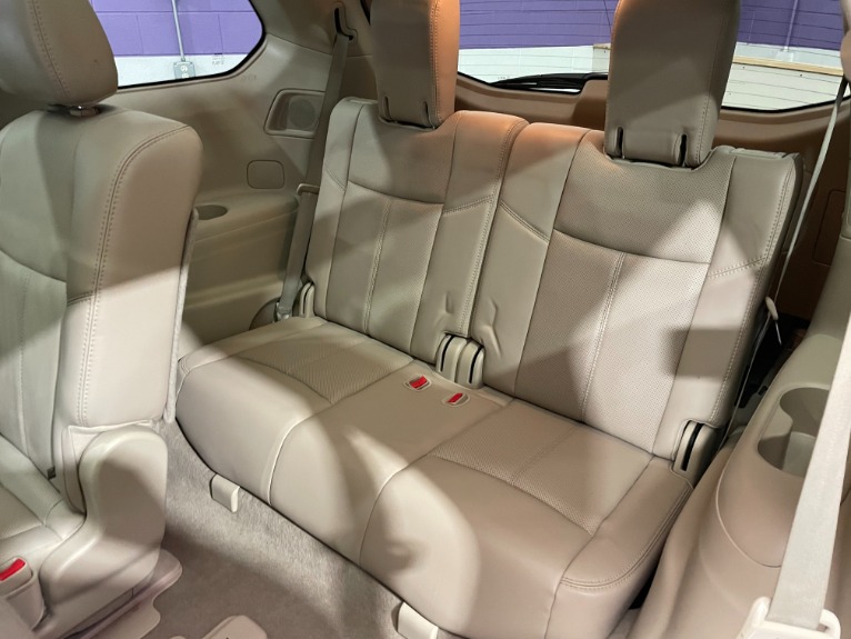 Used-2015-Nissan-Pathfinder-Platinum-4X4