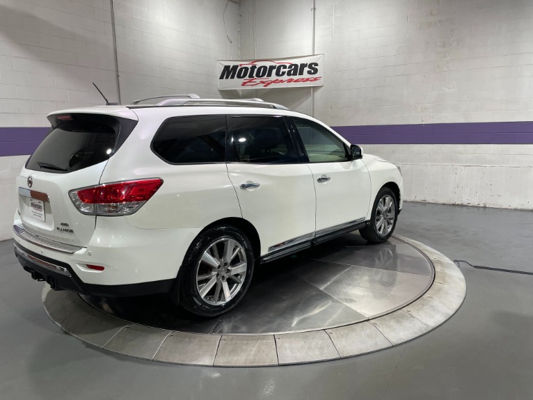 Used-2015-Nissan-Pathfinder-Platinum-4X4