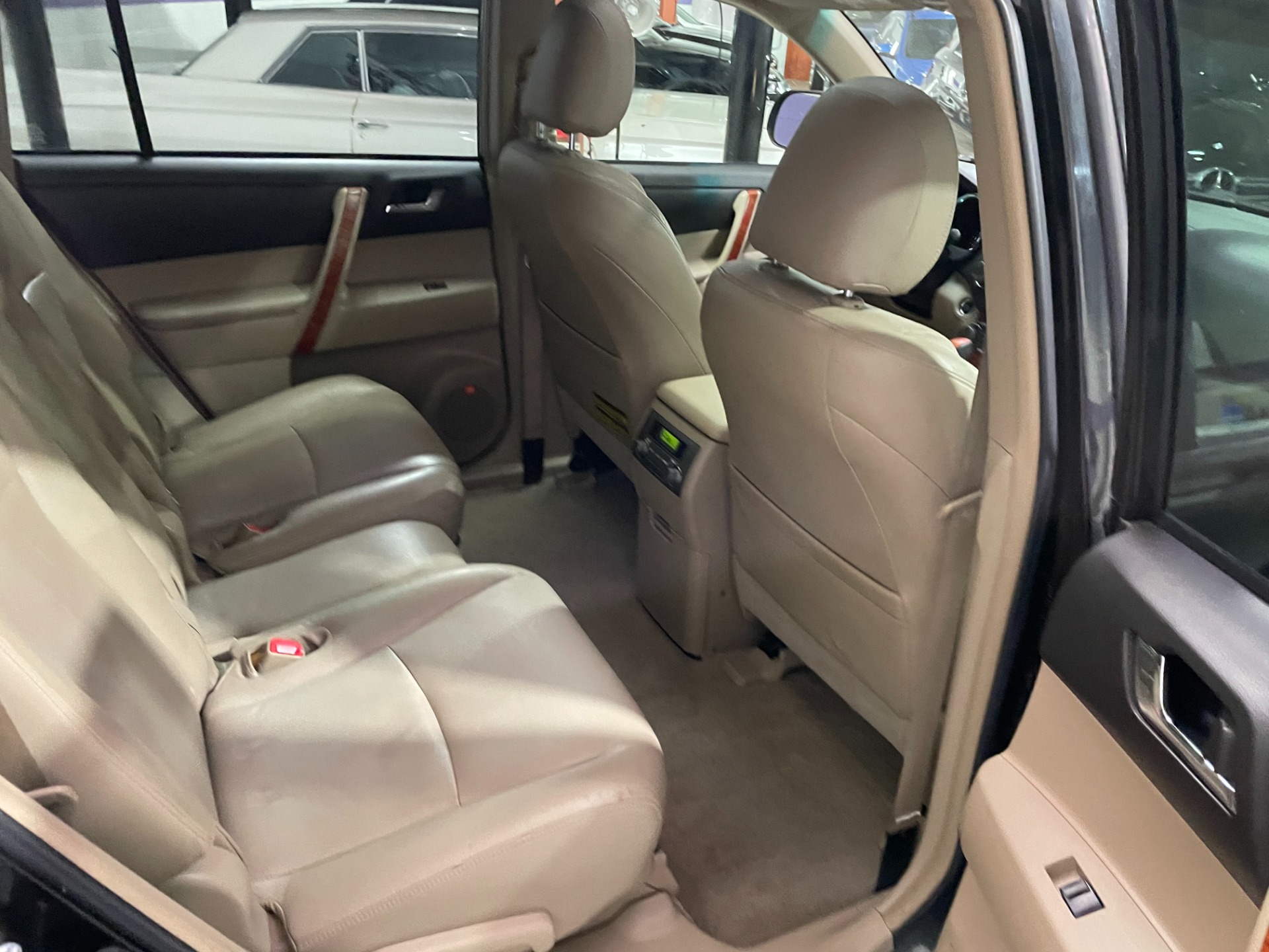Used-2008-Toyota-Highlander-Limited-FWD