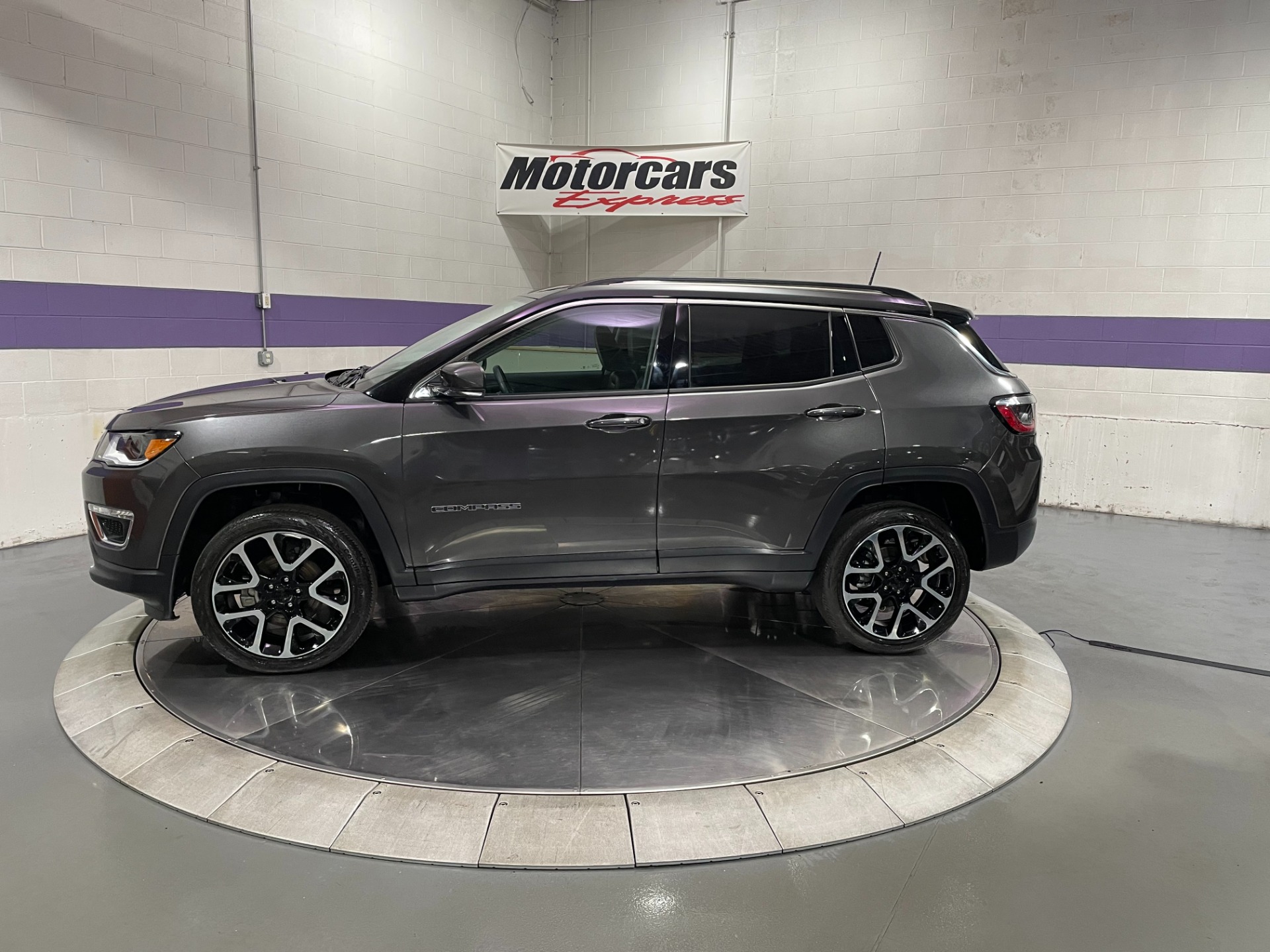 Used-2018-Jeep-Compass-Limited-4X4