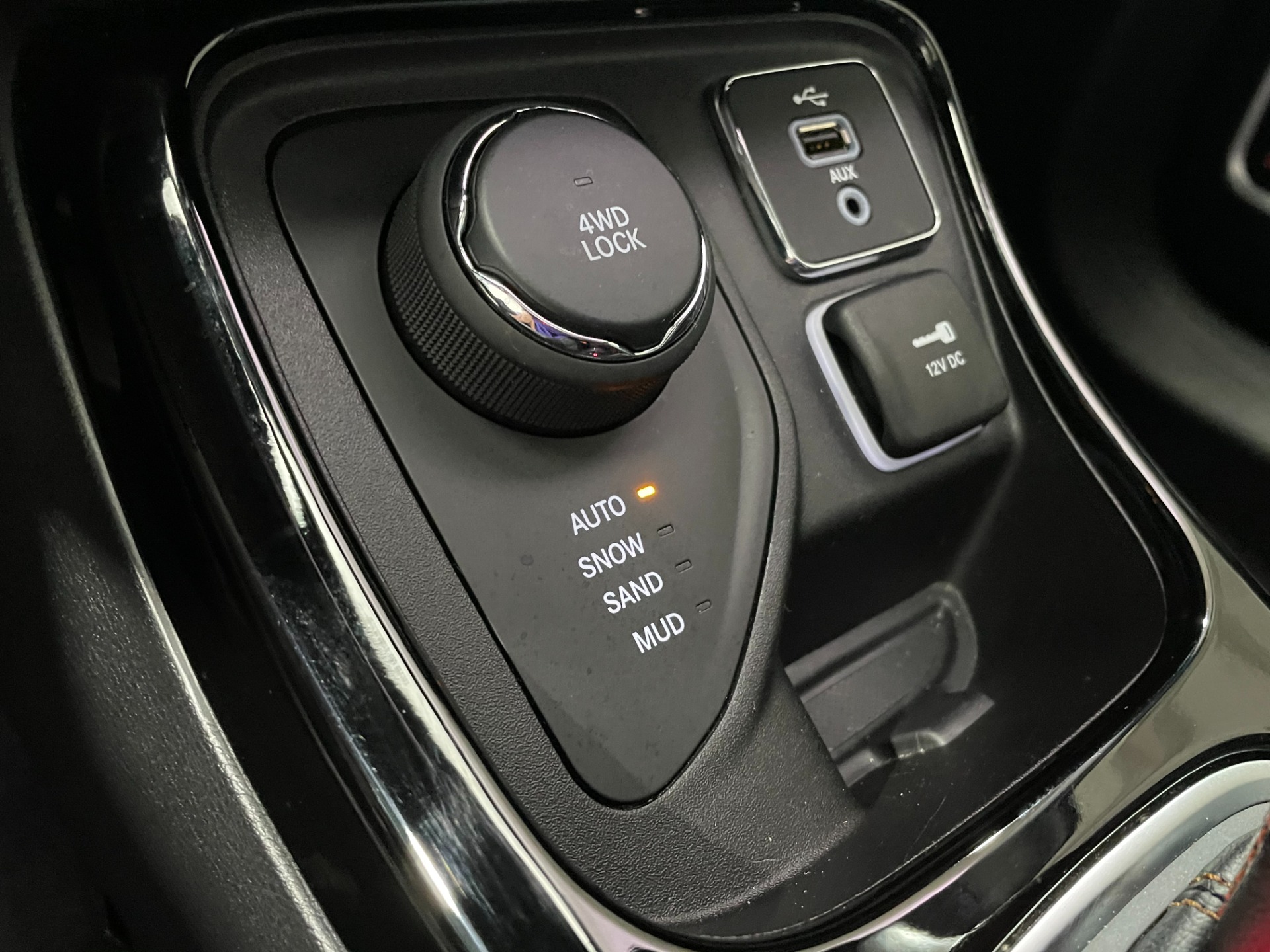 Used-2018-Jeep-Compass-Limited-4X4