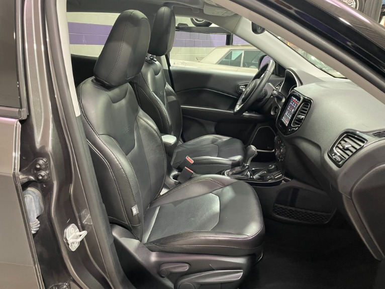 Used-2018-Jeep-Compass-Limited-4X4