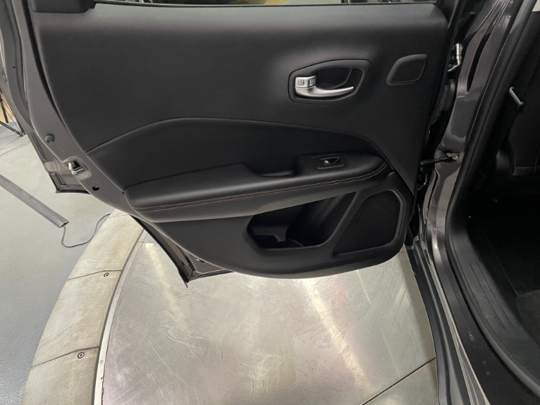 Used-2018-Jeep-Compass-Limited-4X4
