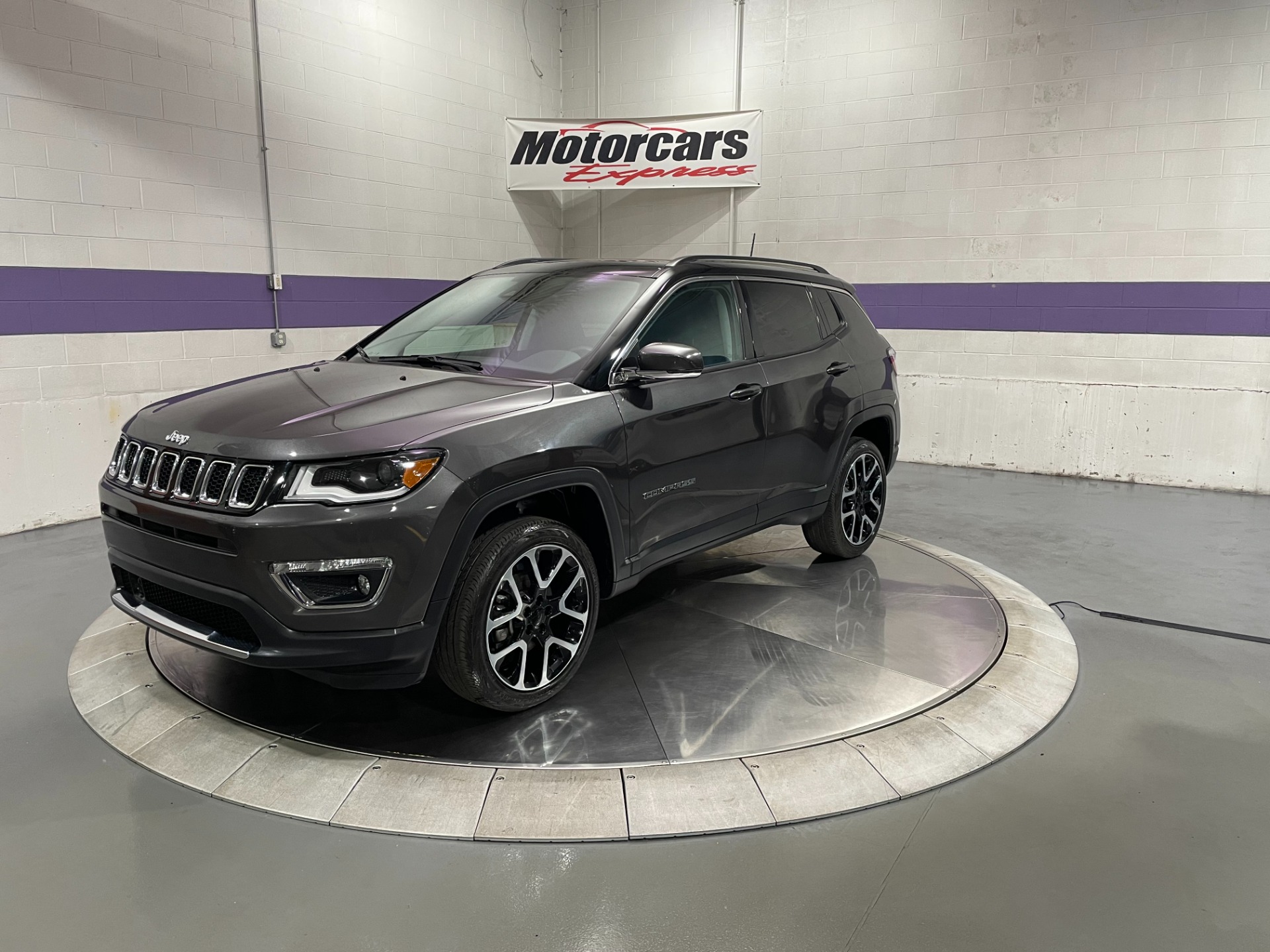 Used-2018-Jeep-Compass-Limited-4X4
