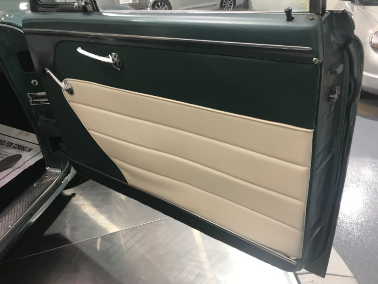 Used-1952-Ford-Crestline-Victoria-Coupe