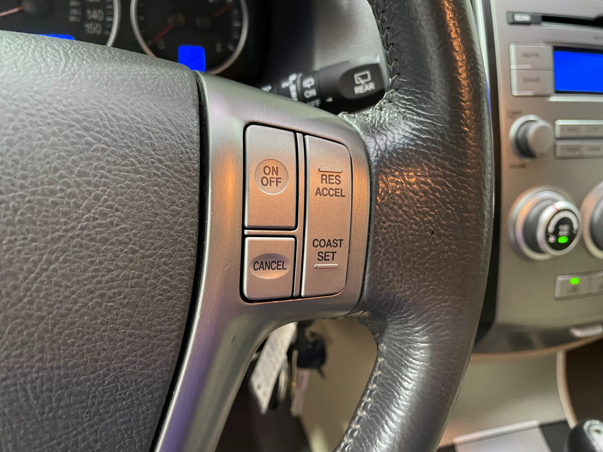 Used-2009-Hyundai-Veracruz-GLS-FWD