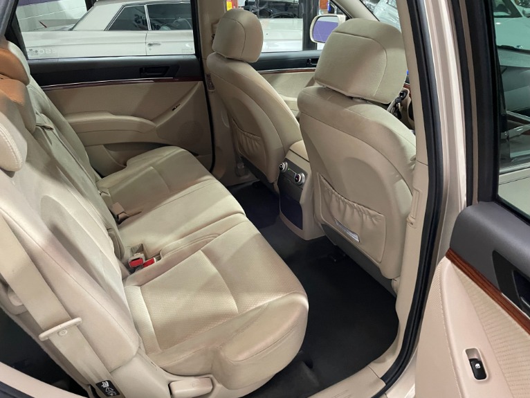 Used-2009-Hyundai-Veracruz-GLS-FWD