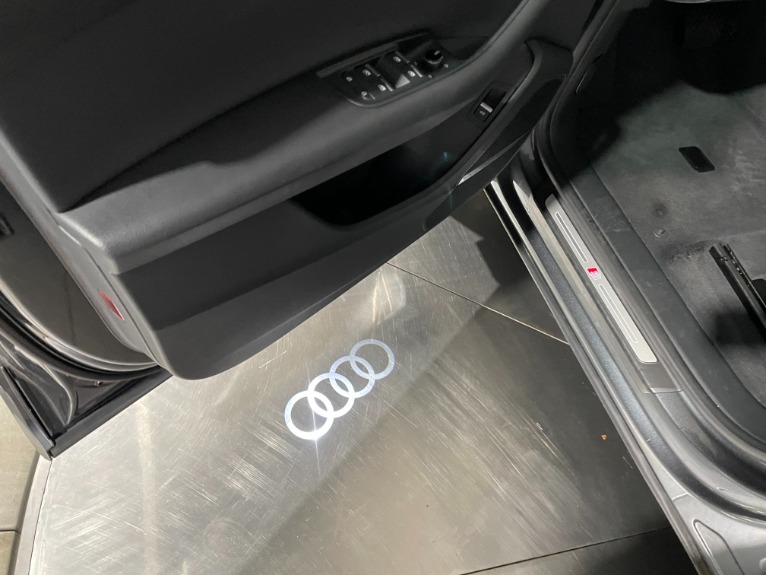 Used-2019-Audi-Q8-30T-quattro-Premium-Plus-S-Line