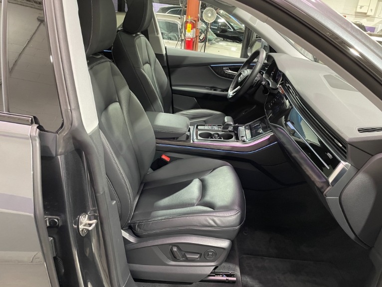 Used-2019-Audi-Q8-30T-quattro-Premium-Plus-S-Line