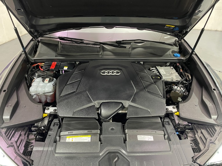 Used-2019-Audi-Q8-30T-quattro-Premium-Plus-S-Line