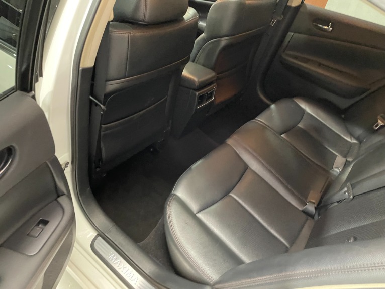 Used-2011-Nissan-Maxima-35-SV