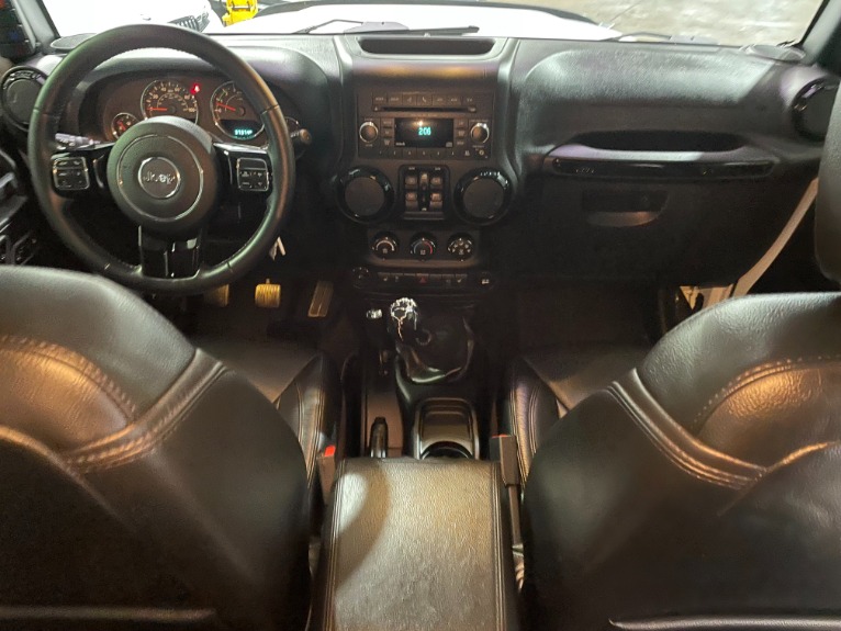 Used-2015-Jeep-Wrangler-Unlimited-Altitude-4x4-Manual