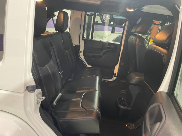 Used-2015-Jeep-Wrangler-Unlimited-Altitude-4x4-Manual